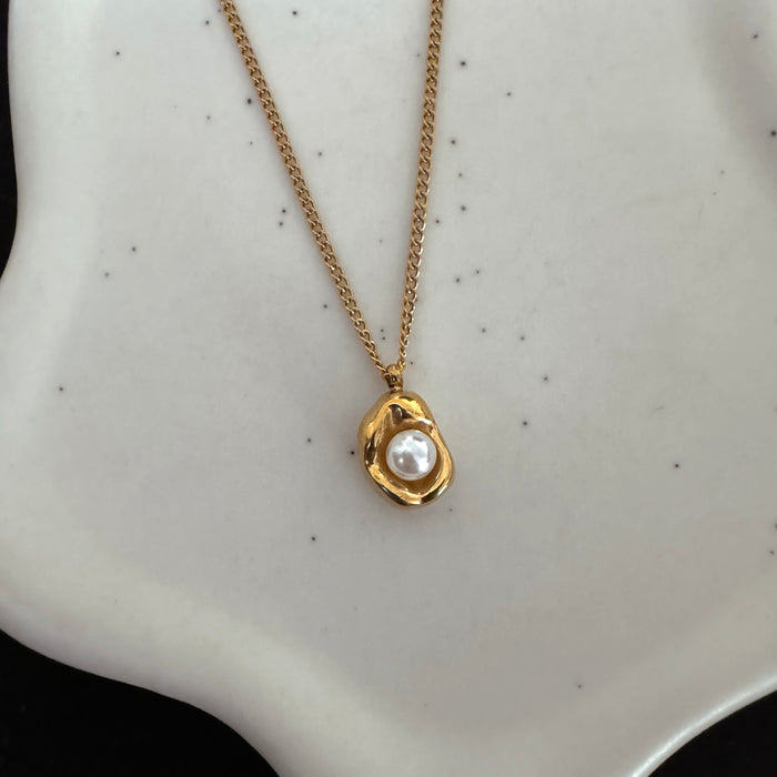 ELLE necklace