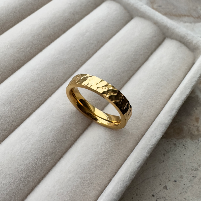 NAGOMI ring
