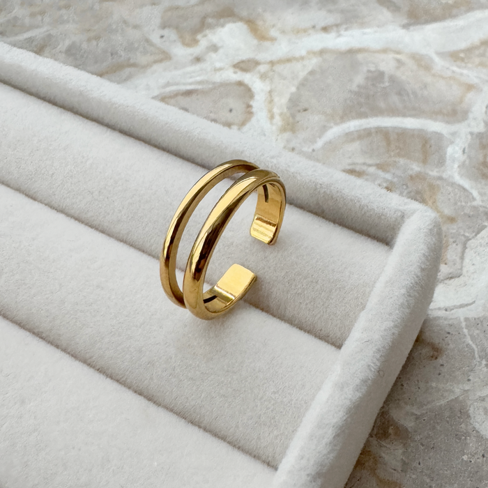 HAYLEY ring